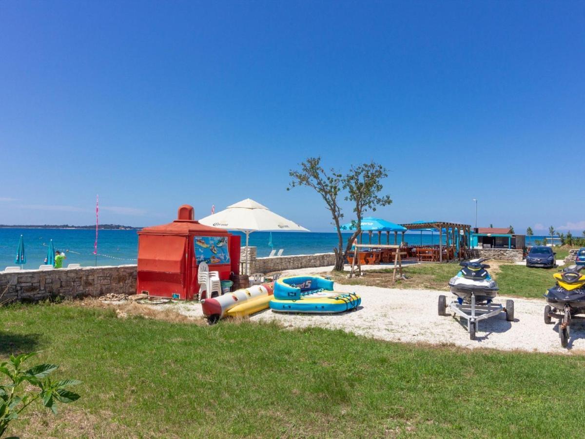 Spacious Holiday Home In Peroj With Private Pool Exterior photo